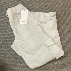 Lululemon dance studio relaxed fit MR cargo pants